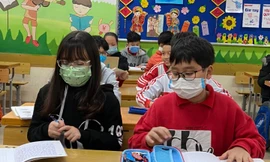 Học sinh nhiều địa phương đã được nghỉ học thêm 1 tuần để phòng dịch bệnh corona