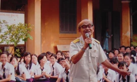 Hồ Kiểng: Người từng bị quên lãng