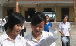 Đông thí sinh ảo, trường lo lỗ vốn