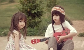 Con gái mầm non bị bạn nam sờ ngực