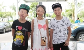 'Nhói lòng khi ca sĩ nhí hát để kiếm tiền xây nhà cho mẹ'