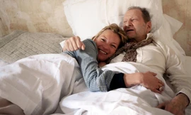 Chuyện tình gây sốt đằng sau bức vẽ siêu mẫu Kate Moss khỏa thân