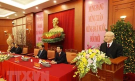 Phát huy tinh thần yêu nước, bản lĩnh Việt Nam, xây dựng đất nước phát triển 