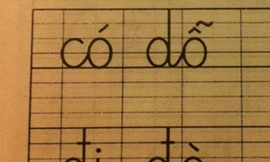 Sách lớp một dạy 'có dỗ, cây lêu'