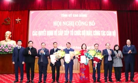 Cao Bằng công bố các quyết định sắp xếp tổ chức bộ máy, cán bộ