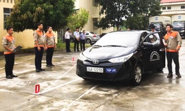 Siết chặt hoạt động đào tạo, sát hạch cấp đổi giấy phép lái xe ở Lào Cai