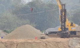 Yêu cầu dừng mọi hoạt động tại trạm trộn bê tông xây dựng không phép ở Lào Cai