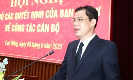 Công bố các quyết định của Ban Bí thư về công tác cán bộ tại Cao Bằng