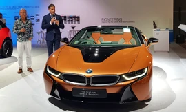 BMW mang loạt xe 'hot' đến triển lãm ở Singapore