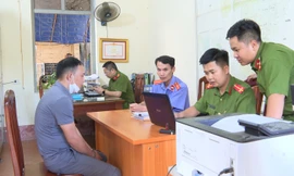 Khởi tố, bắt tạm giam 2 cán bộ xã tham ô tài sản ở Điện Biên