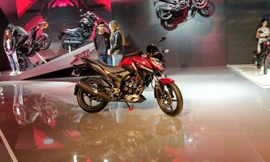 Honda X-Blade 160 có giá 27,5 triệu đồng ở Ấn Độ