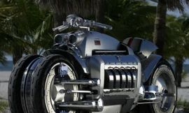 Top 5 môtô mang động cơ xe hơi vô cùng độc dị