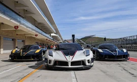 Siêu phẩm Ferrari FXX K Evo lần đầu tiên chạy ở trường đua