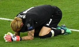 Thủ môn huyền thoại lo 'tội đồ' Karius mất nghiệp sau chung kết