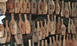 Gia đình 35 năm khắc khuôn bánh Trung thu ở Hà Nội