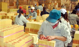 Doanh nghiệp thu trăm tỷ từ bán vàng mã, phục vụ 'cõi âm'