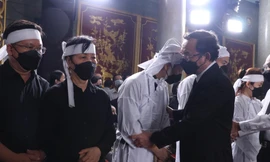 Xúc động những dòng sổ tang vĩnh biệt ông Lê Hòa Bình 