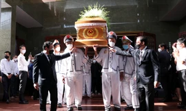 Xúc động lễ truy điệu và di quan Phó Chủ tịch Thường trực UBND TPHCM Lê Hòa Bình