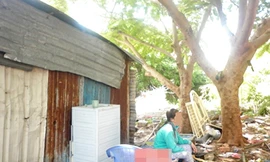 Chị Lan ngại ngùng khi tiếp xúc với mọi người sau sự việc bị phanh phui