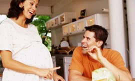 Bốn thực phẩm giúp bà bầu hết cáu