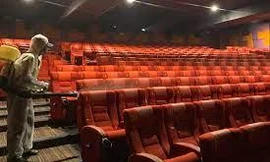 Giới trẻ TP.HCM háo hức khi rạp phim hoạt động lại, loạt "bom tấn" chờ lên lịch "movie marathon"