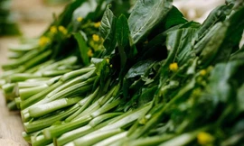 Ăn rau bón phân bắc bị ápxe gan?