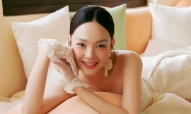 Vừa gây chú ý với ảnh cưới chưa từng công khai, Minh Hằng lại ‘gây sốt’ khi hé lộ loạt ảnh gợi cảm