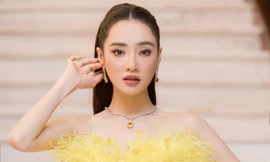 Nhã Phương trở lại diễn xuất với chủ đề 'ngoại tình' gây tranh cãi, sánh đôi bên ‘nam thần màn ảnh’