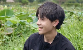 'Con ghẻ quốc dân’ Quang Hùng MasterD khiến V-net thấy lạ khi hát nhạc phim 'Bố già' của Trấn Thành