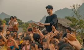 Rapper Đen Vâu: 'Chữ Tử tế nó vĩ đại lắm, mình chưa đủ sức để đeo lên đâu!'