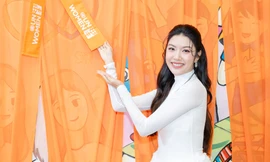 'Nàng Hậu tri thức' Thúy Vân trở lại làng giải trí, thần thái thu hút mọi ánh nhìn