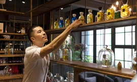 Hành trình khởi nghiệp từ đam mê sưu tầm nước hoa của chàng trai đa tài