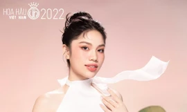 Nữ sinh Kinh tế tại 'Hoa hậu Việt Nam 2022' Trần Thuỳ Chi sáng tác thơ tặng thầy cô nhân ngày 20/11