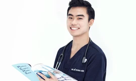 Đỗ Trung Kiên - Bác sĩ triệu view TikTok: 'Miệt mài truyền cảm hứng kiến thức tiếng Anh y khoa'