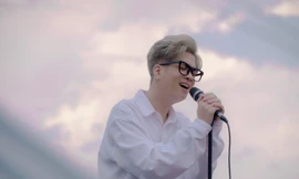 'Hoàng tử ballad' Bùi Anh Tuấn bất ngờ tái xuất sau nhiều năm vắng bóng gây xúc động mạnh cho khán giả