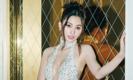 Không hổ danh ‘Hoa hậu có gương mặt tỷ lệ vàng' của V-biz, Tiểu Vy đẹp bất chấp trong loạt ảnh mới