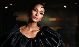 Hoa hậu H'Hen Niê quyết giữ cơ bụng số 11, hiếm hoi trình diễn với trang phục này