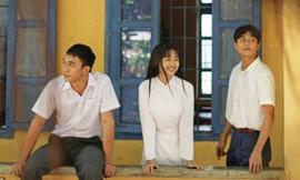 Phim Việt về tình yêu 'thanh xuân vườn trường' tung first-look, 'gây sốt' hơn cả 'Thanh xuân 18×2: Lữ trình hướng về em'
