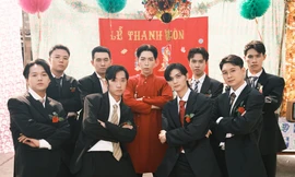 'Ông hoàng nhạc Valentine' đi cầu duyên ngày Tết mong 'thoát ế', gặp ngay 'Hoa hậu quốc dân'