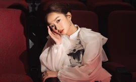 Khán giả bất ngờ trước phản ứng của Kaity Nguyễn khi phải che mắt xem ‘cảnh nóng’ do chính mình đóng