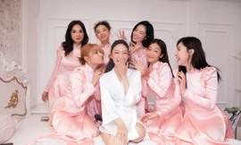 Cận cảnh lễ gia tiên ‘hot nhất showbiz Việt’: Từ cô dâu đến dàn phù dâu phù rể toàn ‘cực phẩm’