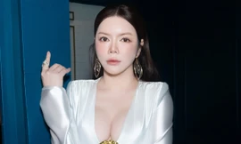 Lý Nhã Kỳ khoe vòng 1 'siêu nóng bỏng' hội ngộ Lâm Vỹ Dạ, Lê Dương Bảo Lâm ủng hộ dàn 'Anh trai say hi'