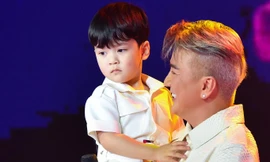 Đàm Vĩnh Hưng bất ngờ hé lộ hình ảnh con ruột sau 3 năm che giấu khiến netizen chỉ biết 'đứng hình'