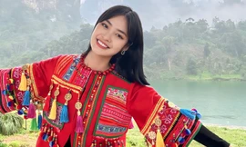 Hoa hậu Nông Thúy Hằng mang Tết sớm đến với người dân vùng cao, xúc động vì điều đặc biệt này