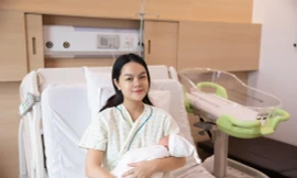 'Nữ hoàng nhạc ballad Việt' đã sinh con, dân tình 'soi' ngay bạn trai đại gia giấu mặt đã lộ diện