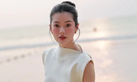 Vẻ cuốn hút ngoài đời thật của cô gái được khen diễn đỉnh nhất trong phim 'gây sốt' cõi mạng ‘Đi giữa trời rực rỡ’