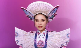 Bộ trang phục dân tộc chính thức của Hoa hậu Kỳ Duyên đem đến 'Miss Universe 2024' có gì đặc biệt?
