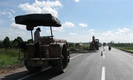 Cắt giảm đầu tư công thiếu hiệu quả: "Tội đồ" là từ phân bổ vốn