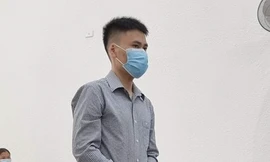 Nguyễn Văn Tùng tại toà. Ảnh: N.L