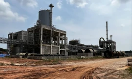 Nhà máy Bột - Giấy VNT19Ảnh: Nguyễn Ngọc 